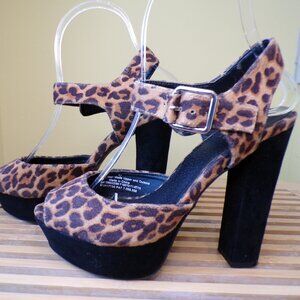 Mossimo Vintage Leopard Faux Fur Pumps Chunky Heel Womens Size 6.5